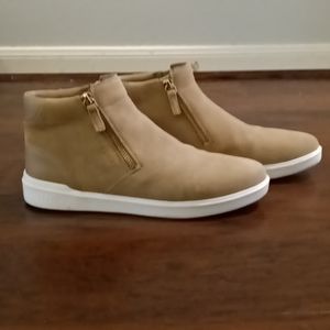 Cole Haan Grand Crosscourt Sz 9
